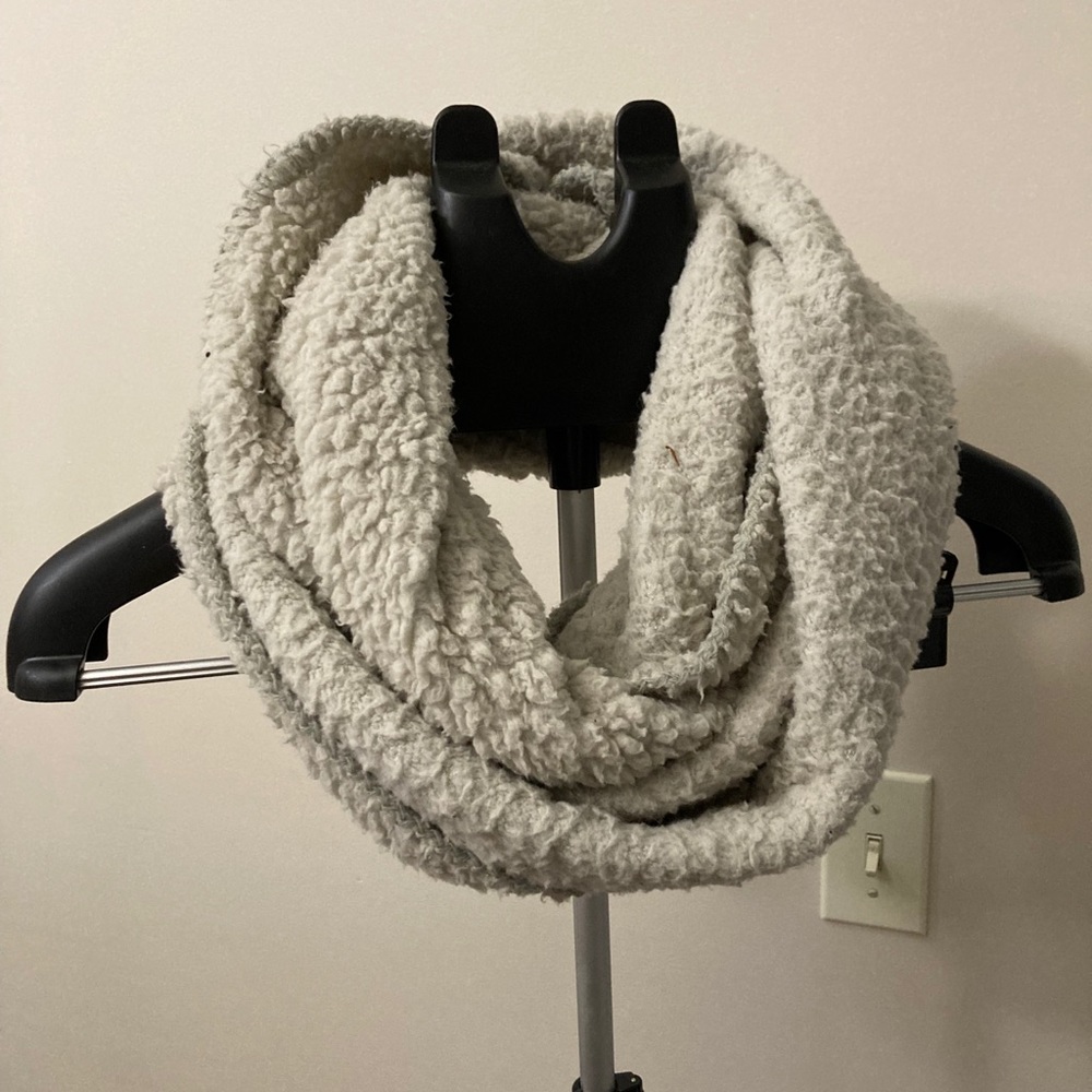 Soft scarf